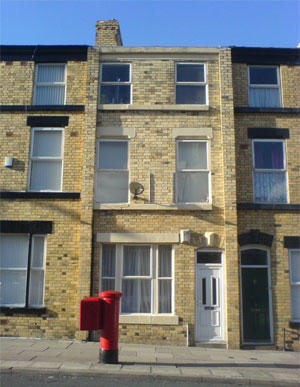 Sudent House close to the University, Liverpool, Earle Road